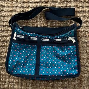 LeSportsac Deluxe Everyday Crossbody Bag Blue Hearts Stars Expandable EUC Y2K